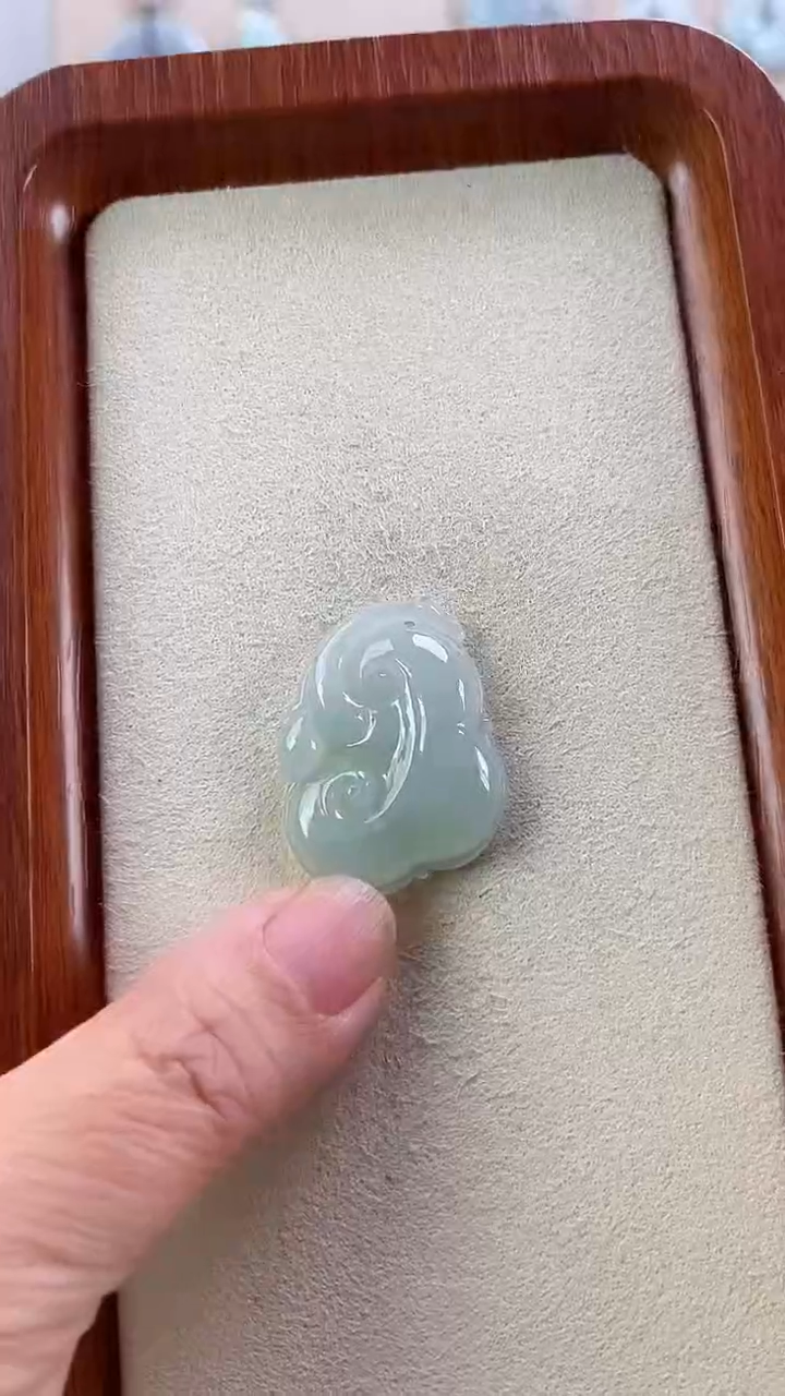 【闪购商品】翡翠吊坠(不含链)未镶嵌孤品