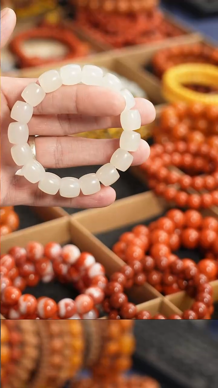 未镶嵌手链和田玉12+直切爱谁谁羊脂白