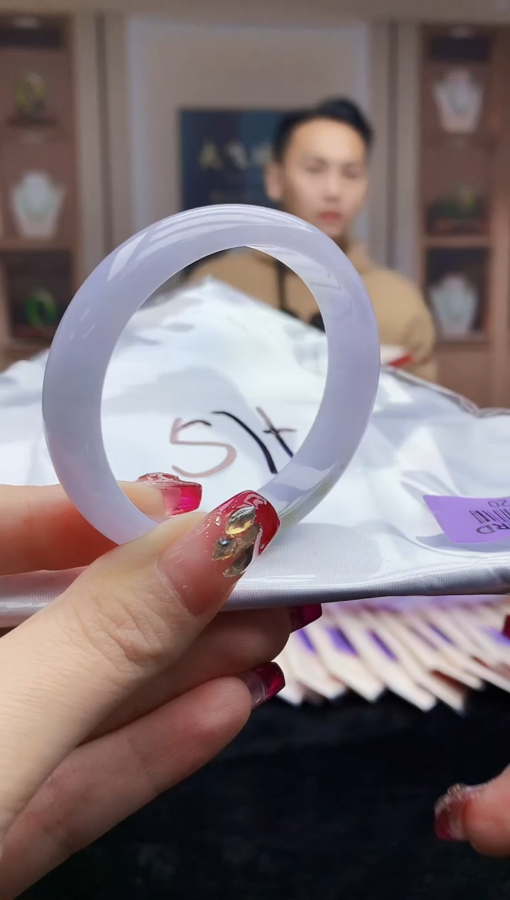 【闪购商品】翡翠手镯未镶嵌    H44-20