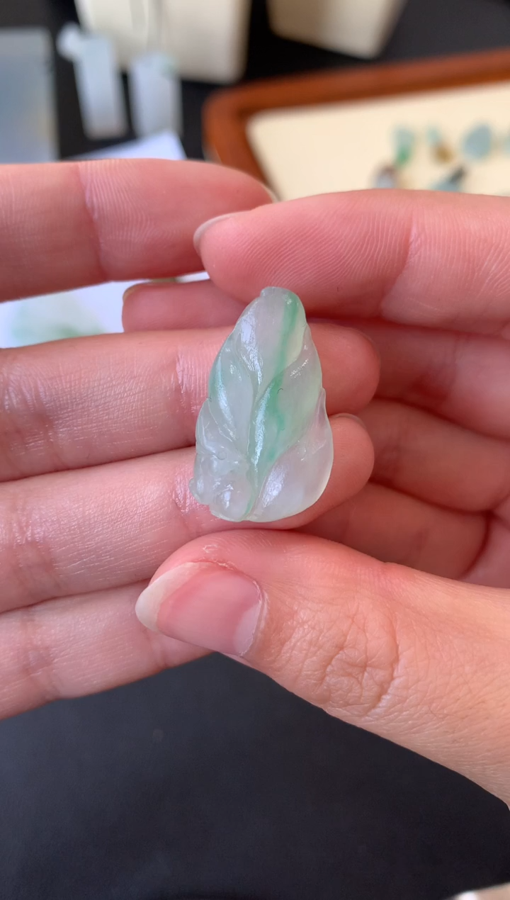 【闪购商品】定制翡翠未镶嵌翡翠