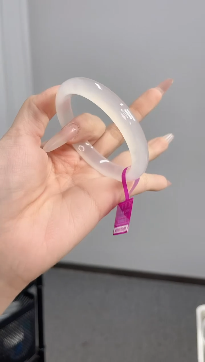 【闪购商品】玛瑙/玉髓手镯未镶嵌54-55圈