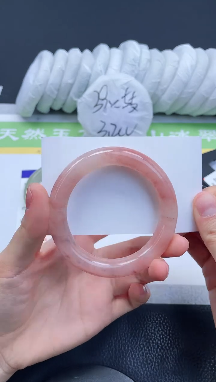 【闪购商品】石英质玉手镯未镶嵌A245-55+