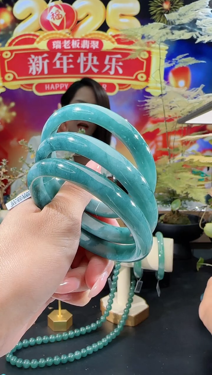【闪购商品】定制翡翠手镯正圈未镶嵌圈口可选多样性发一