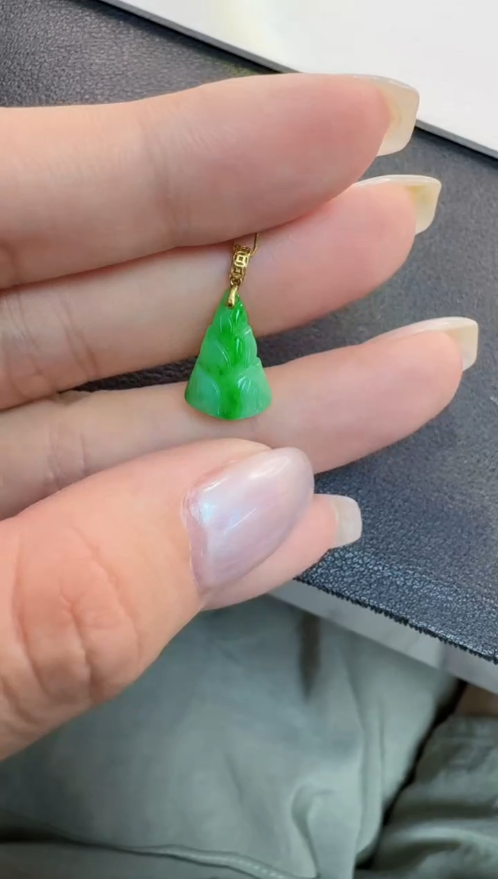 翡翠18K金镶嵌吊坠(不含链)天然缅甸A货翡翠