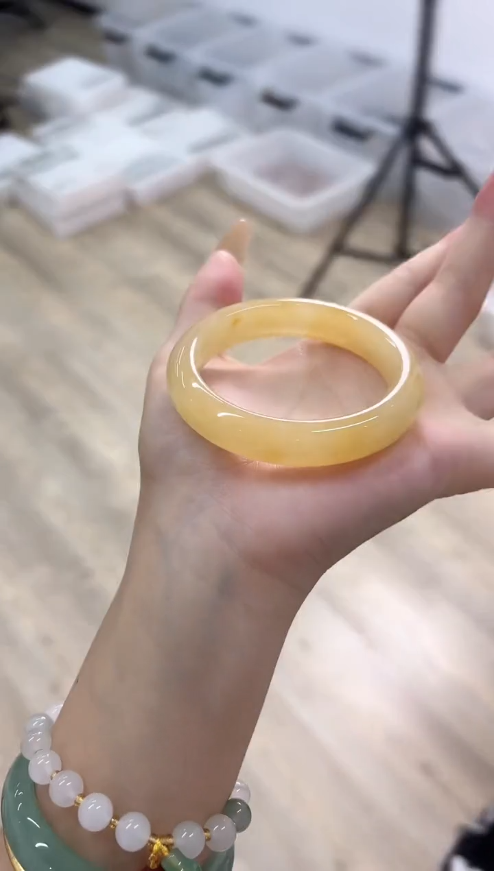 未镶嵌手镯石英质玉14-52HU