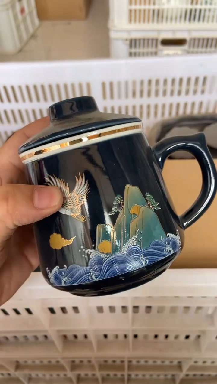 无运费险有瑕疵的摄影的产品有使用过的痕迹有点脏介意勿拍