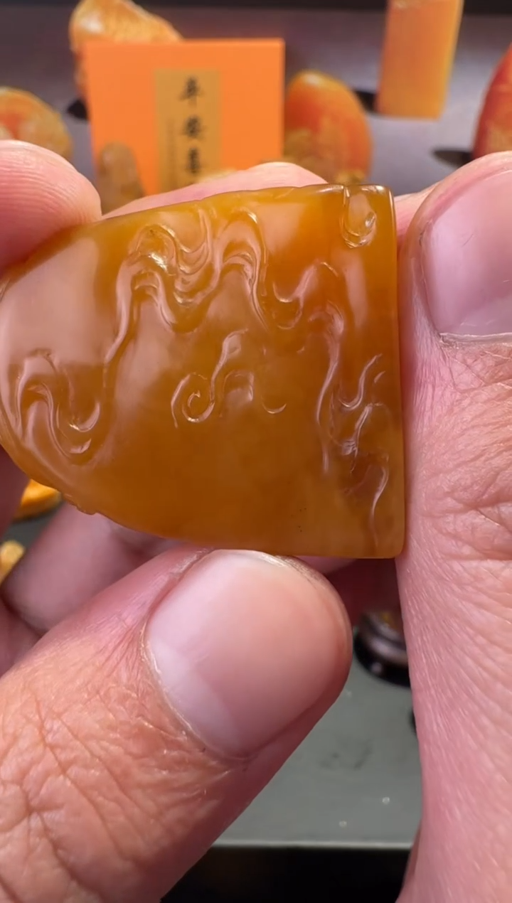 【闪购商品】田黄石半知田黄直播间