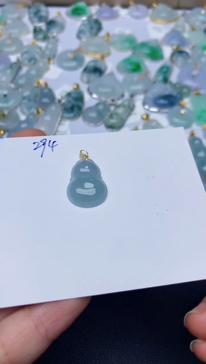 【闪购商品】翡翠颈饰18K金镶嵌天然翡翠A货  