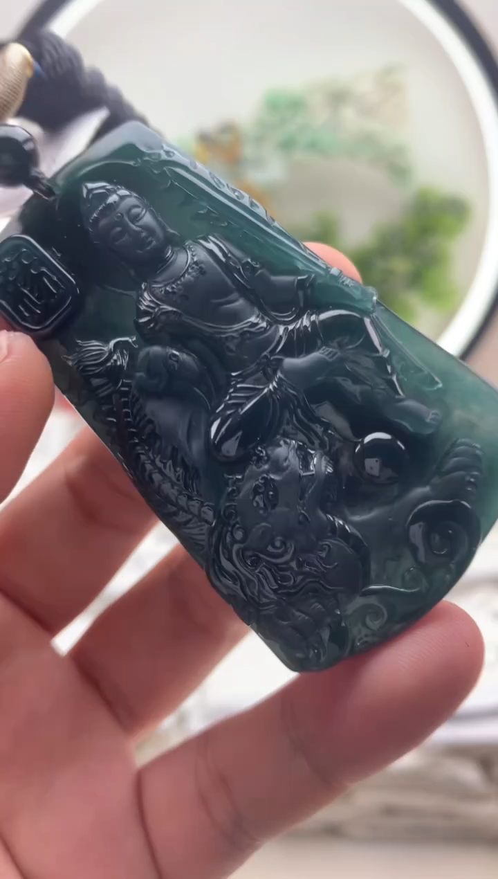 颈饰未镶嵌翡翠文殊