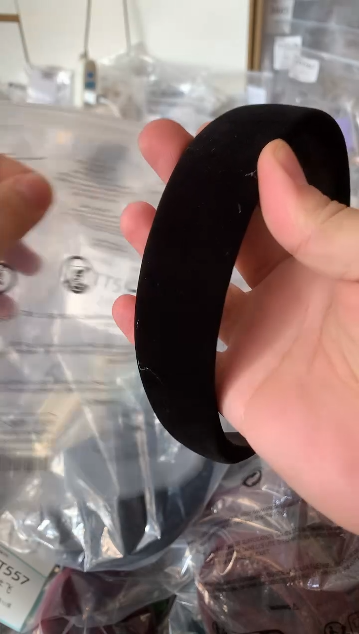 非金属无闪购tt553