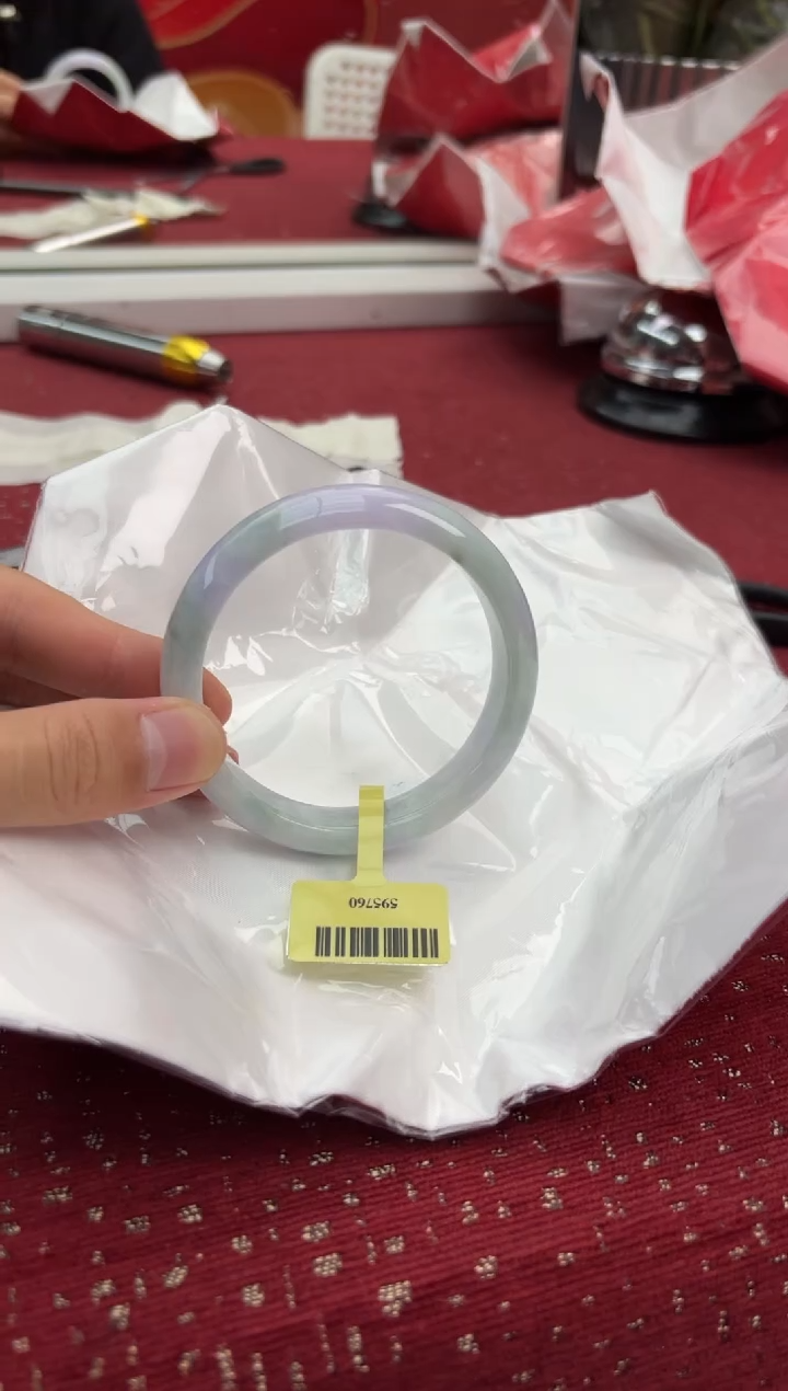 【闪购商品】翡翠手镯未镶嵌13手镯