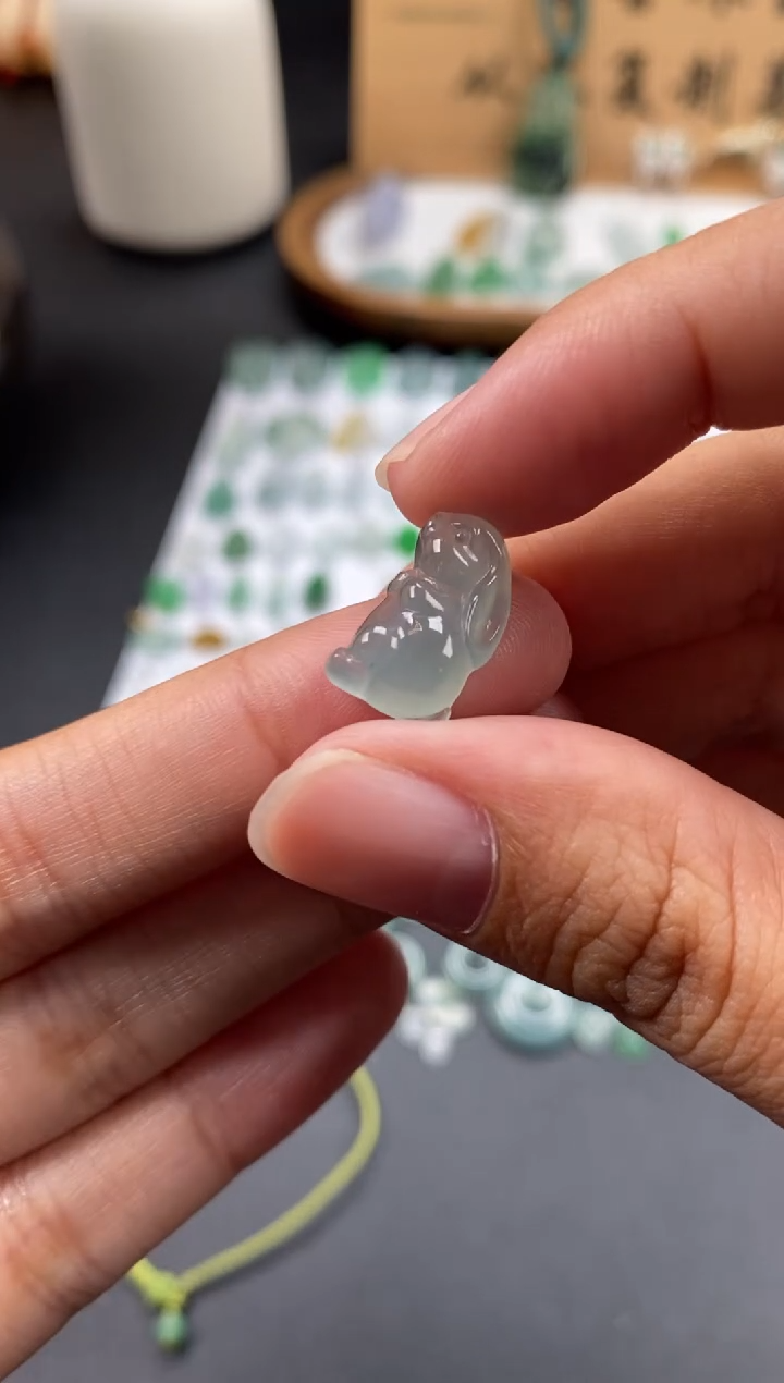 配石翡翠开播福利兔子