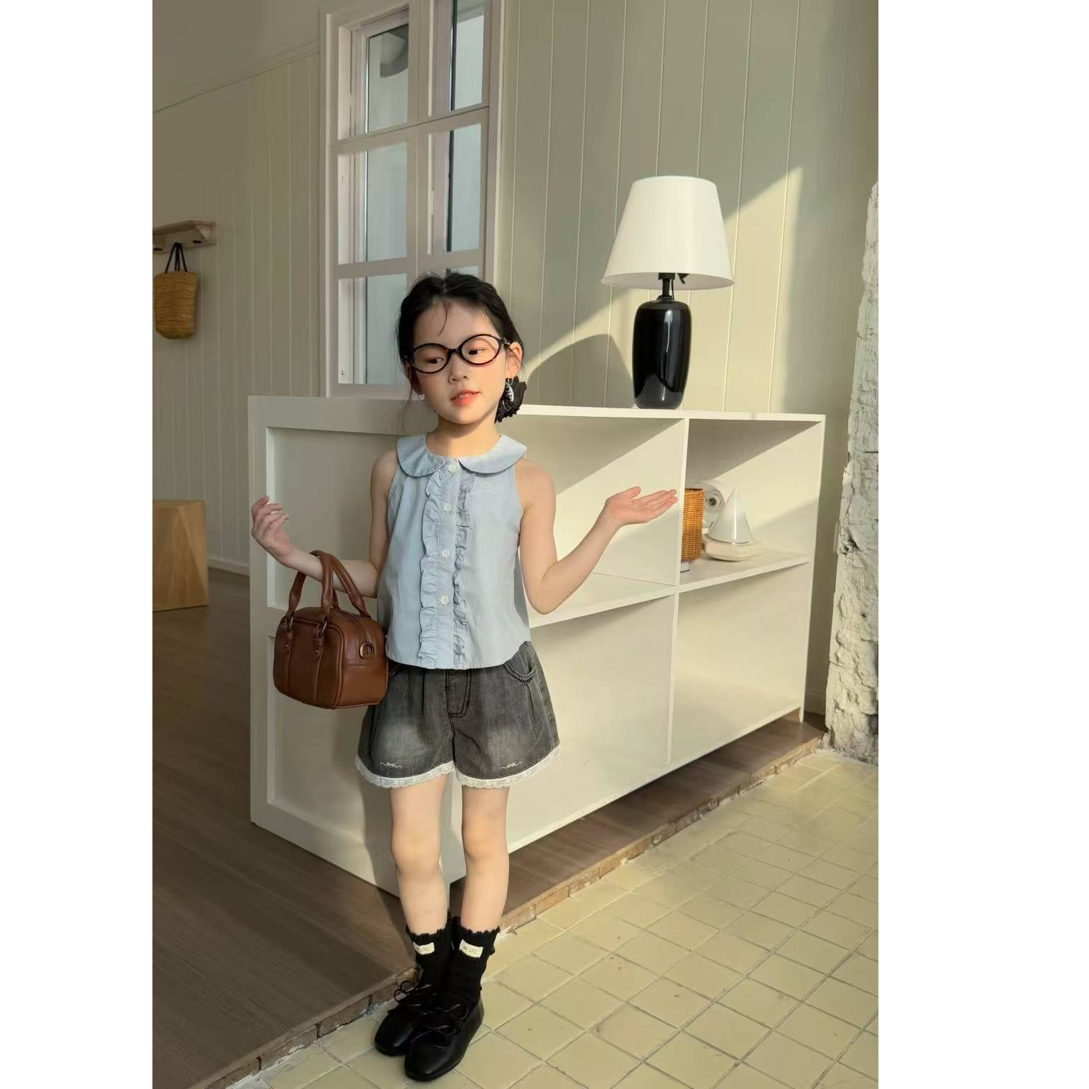 Alice* 724* 茉莉岛女童夏季黑灰色刺绣短裤