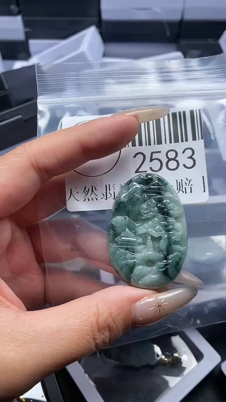 颈饰未镶嵌翡翠2583