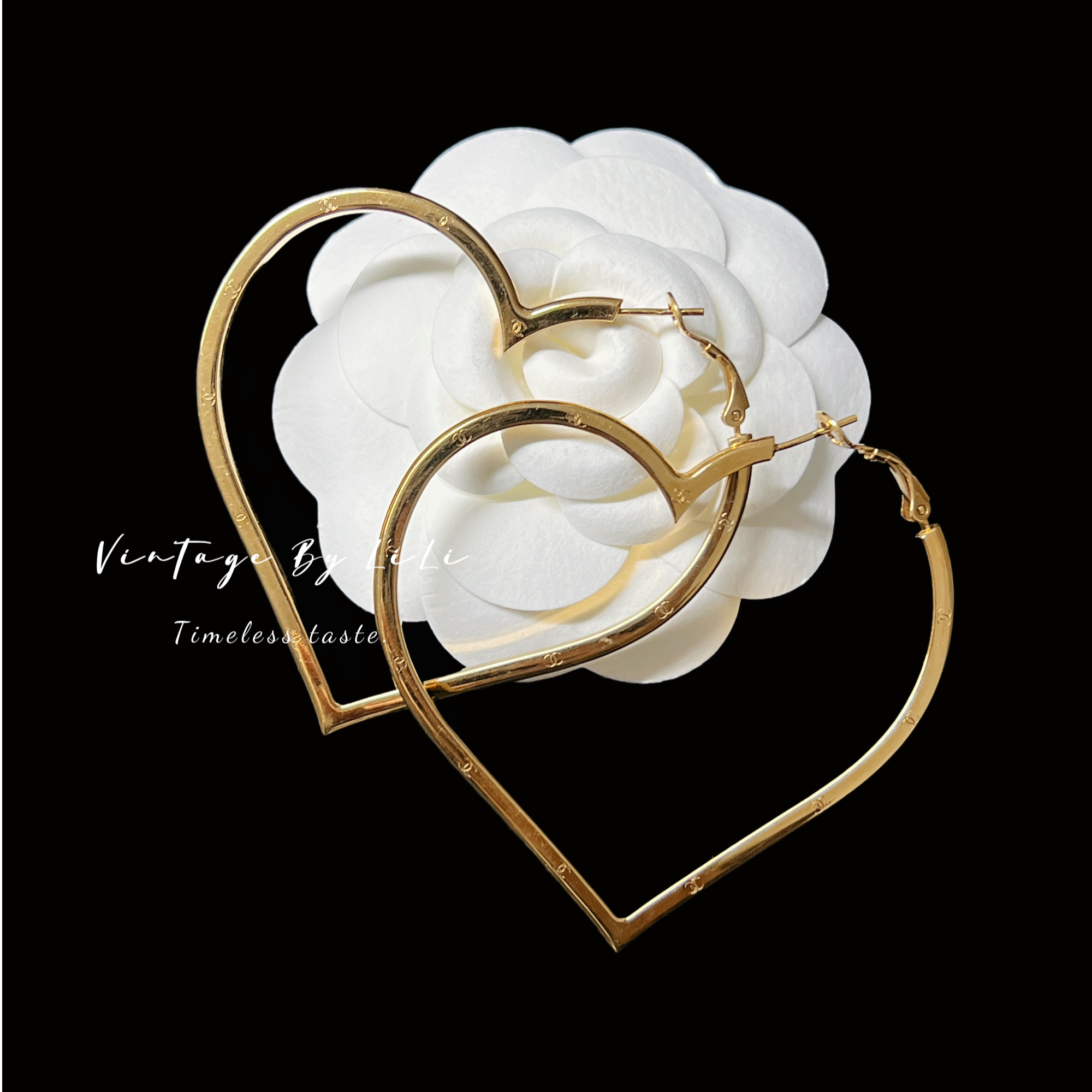 90新 Chanel/香奈儿 复古金色CC logo心形耳环