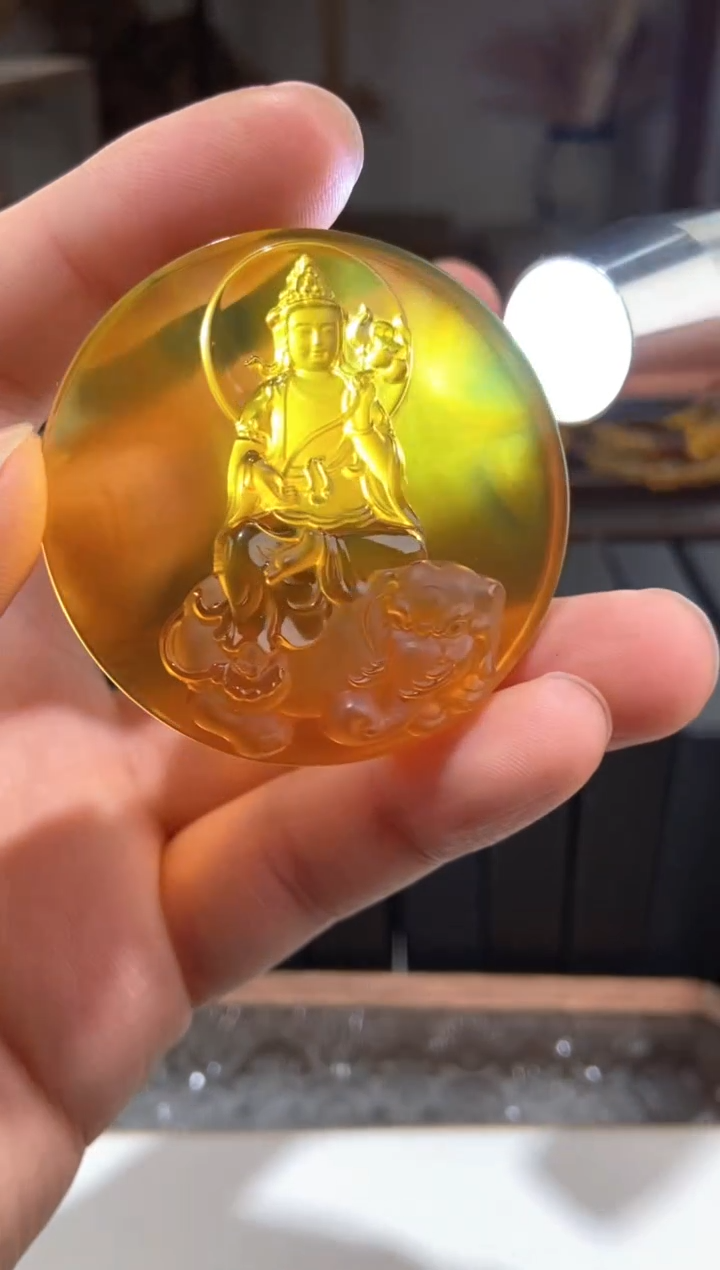 【闪购商品】琥珀颈饰未镶嵌属龙蛇本命佛普贤菩萨