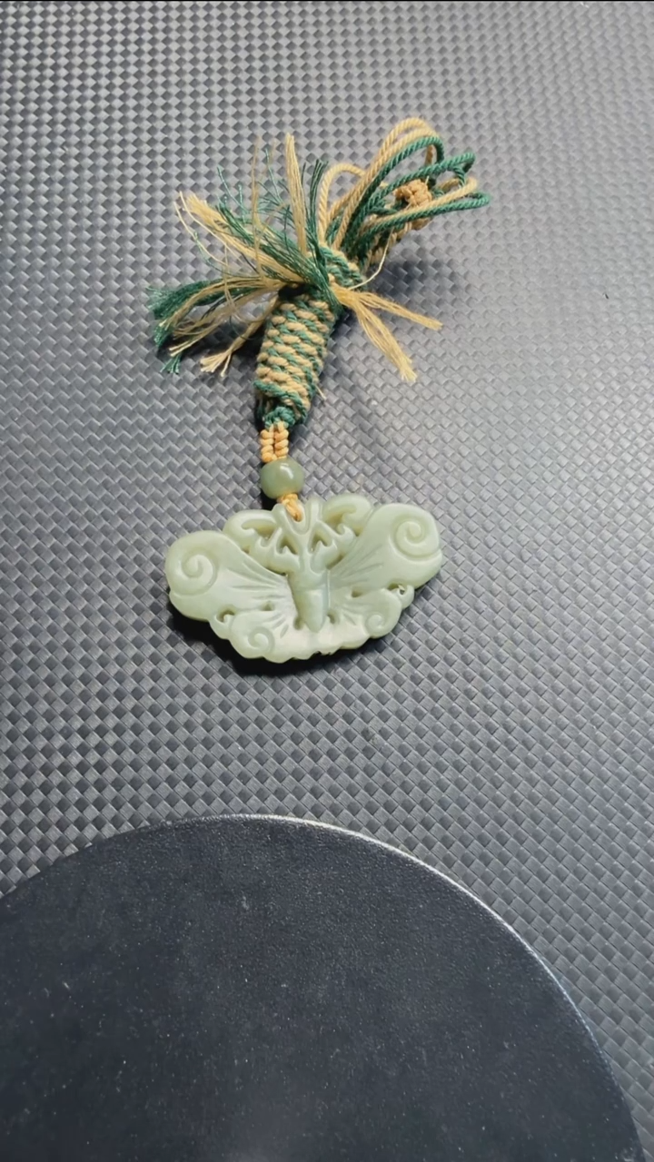 和田玉未镶嵌吊坠(不含链)315蝴蝶