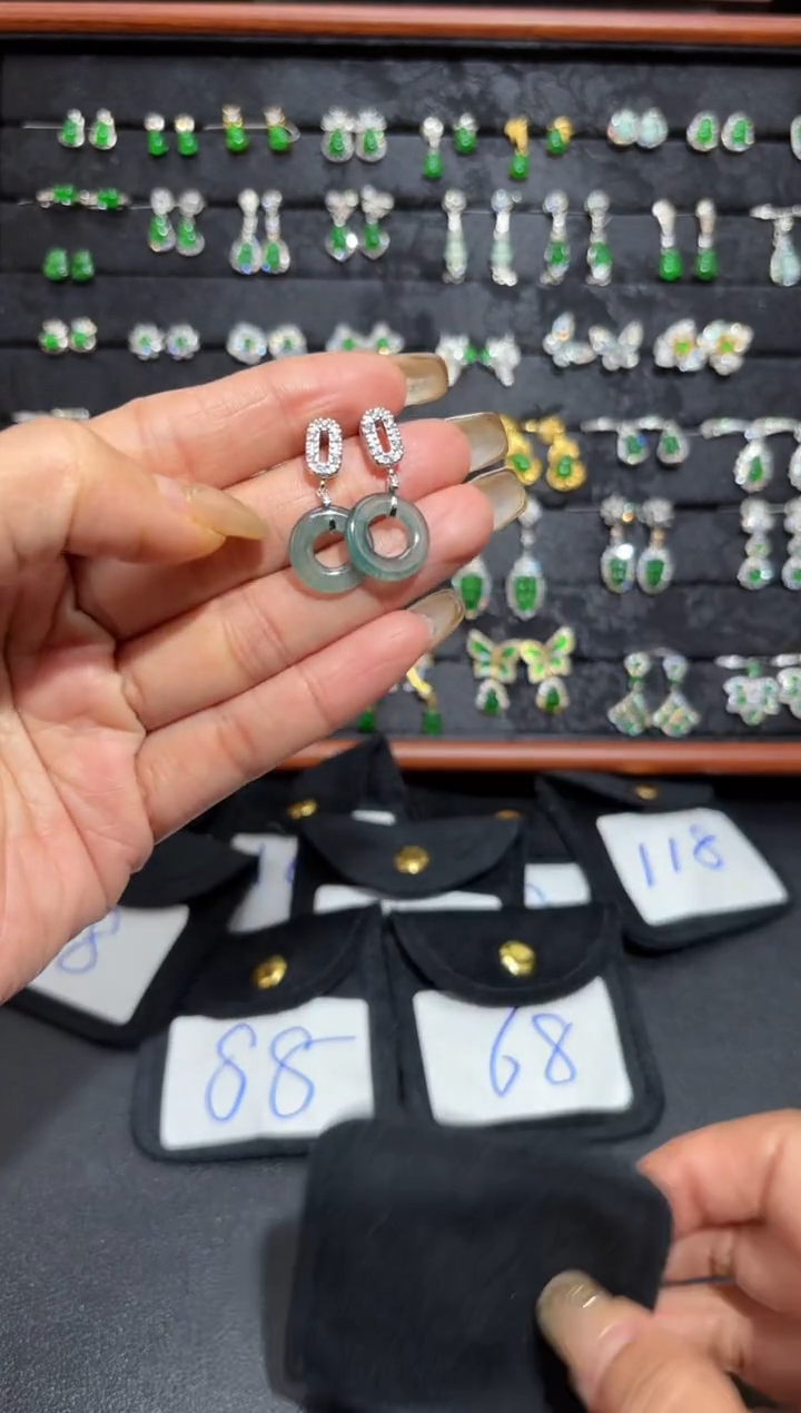 【闪购商品】翡翠颈饰银S925镶嵌甜甜圈/支持复检/一件