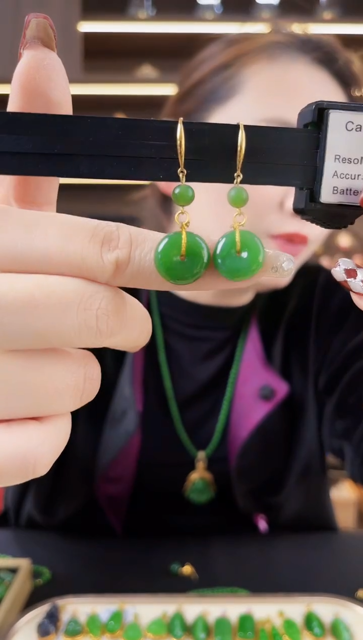 【闪购商品】和田玉·银S925镶嵌平安扣耳坠