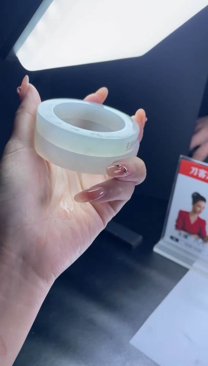 【闪购商品】定制翡翠手镯未镶嵌手镯DDH/发一件