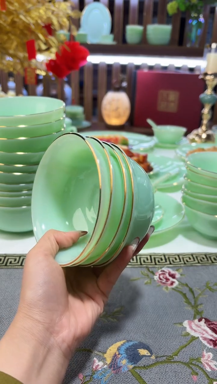 玉瓷4.5英寸饭碗4个