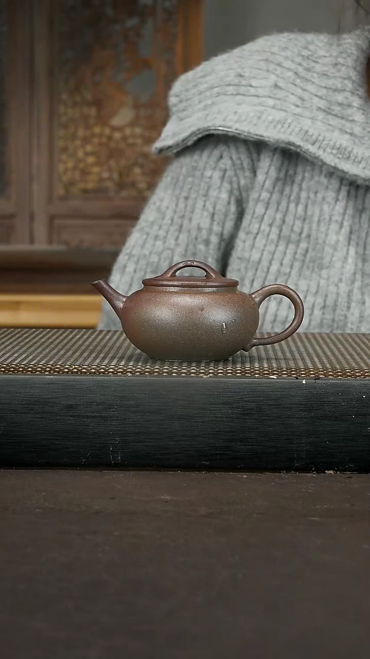 【闪购商品】紫砂茶壶柴烧 素镜 130cc 057