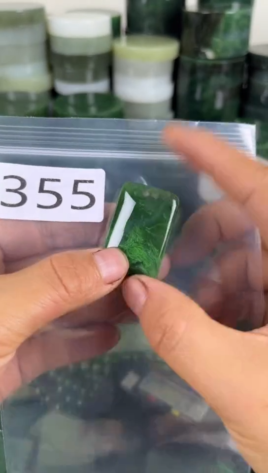 和田玉未镶嵌珠宝半成品牌子