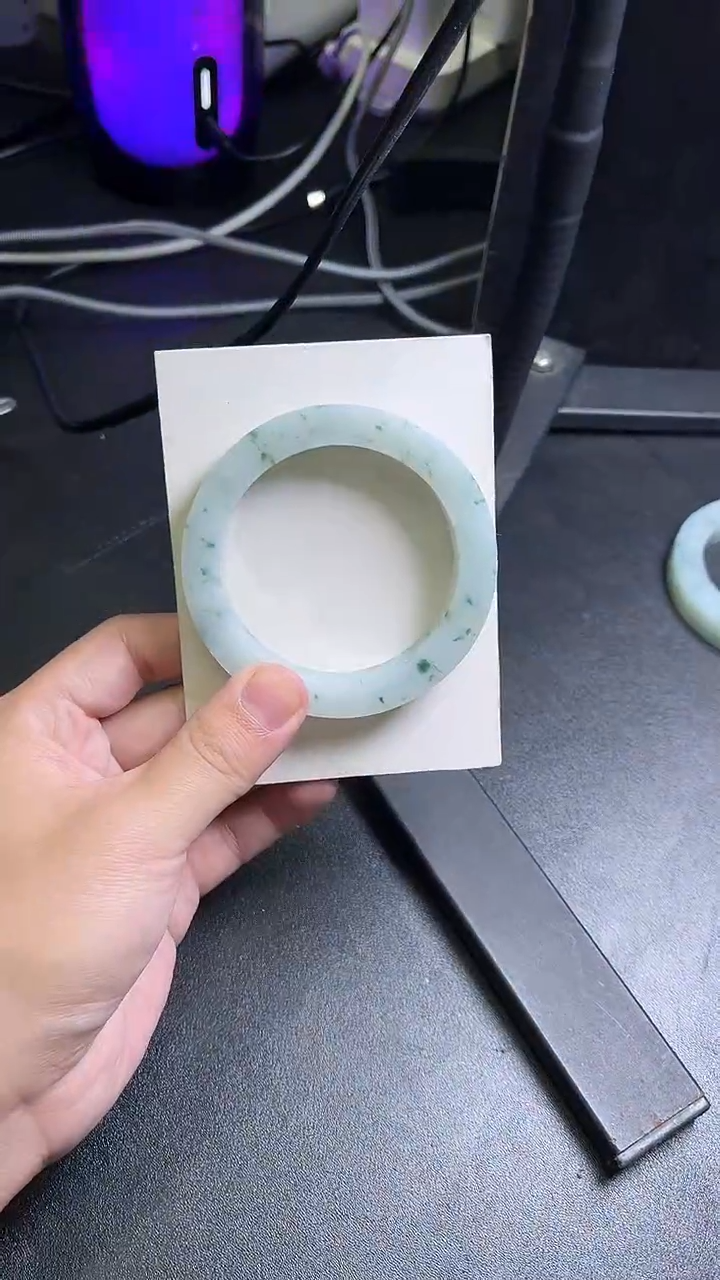 未镶嵌手镯定制翡翠✨**✨定制