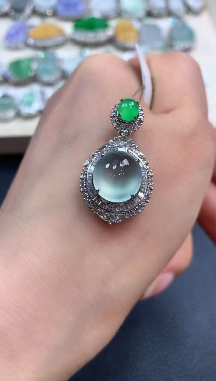 【闪购商品】翡翠吊坠(不含链)18K金镶嵌n56    