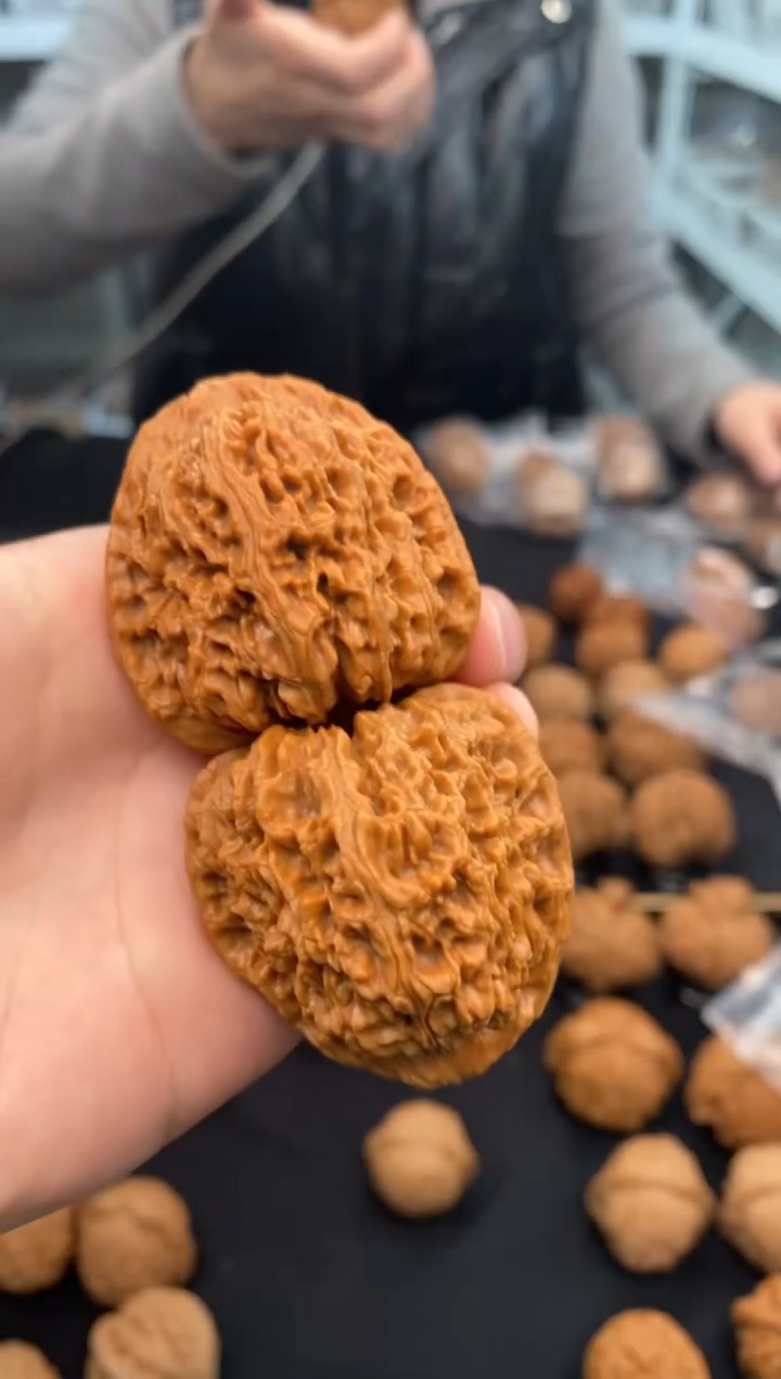 【闪购商品】文玩核桃把件南疆石42-u760