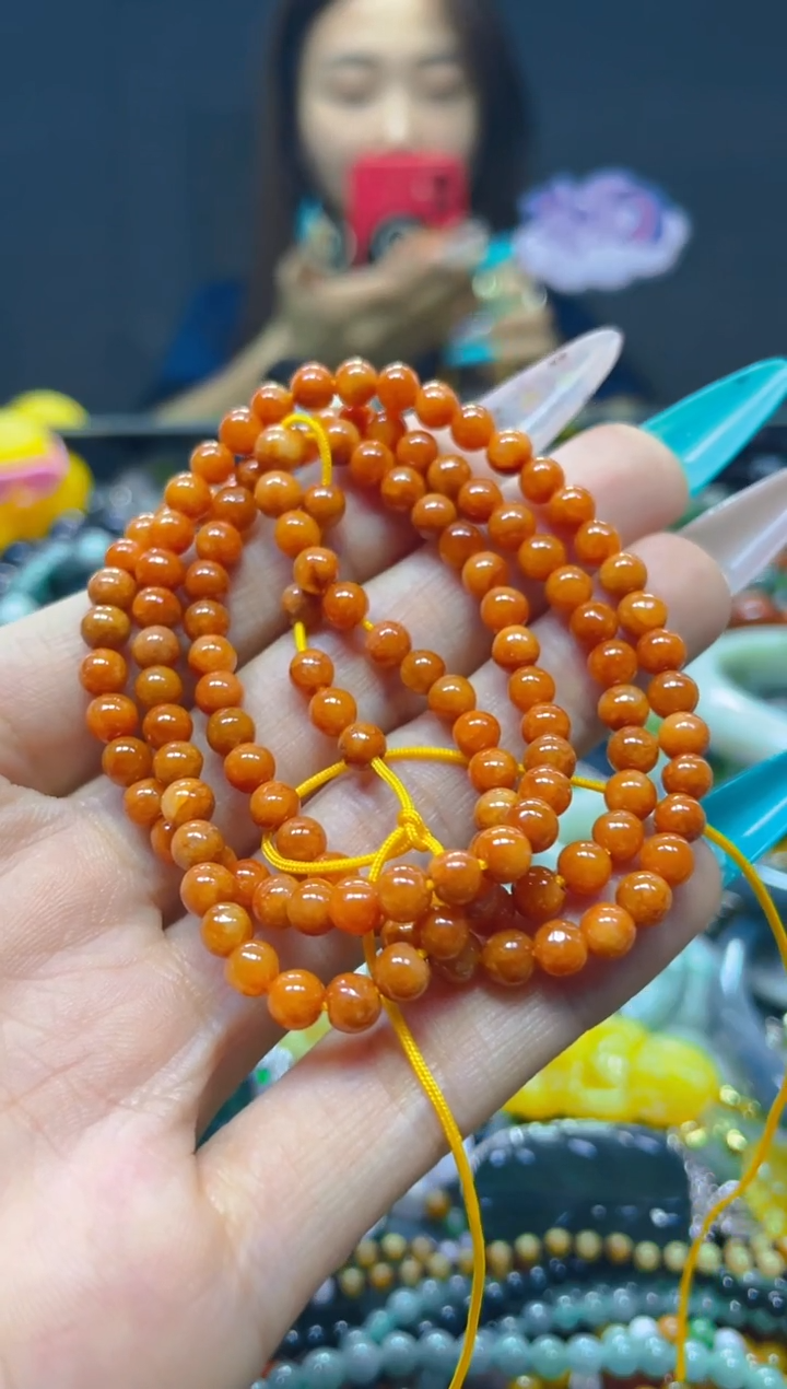 翡翠未镶嵌颈饰4MM/N/翡翠A货，一件也是批发价