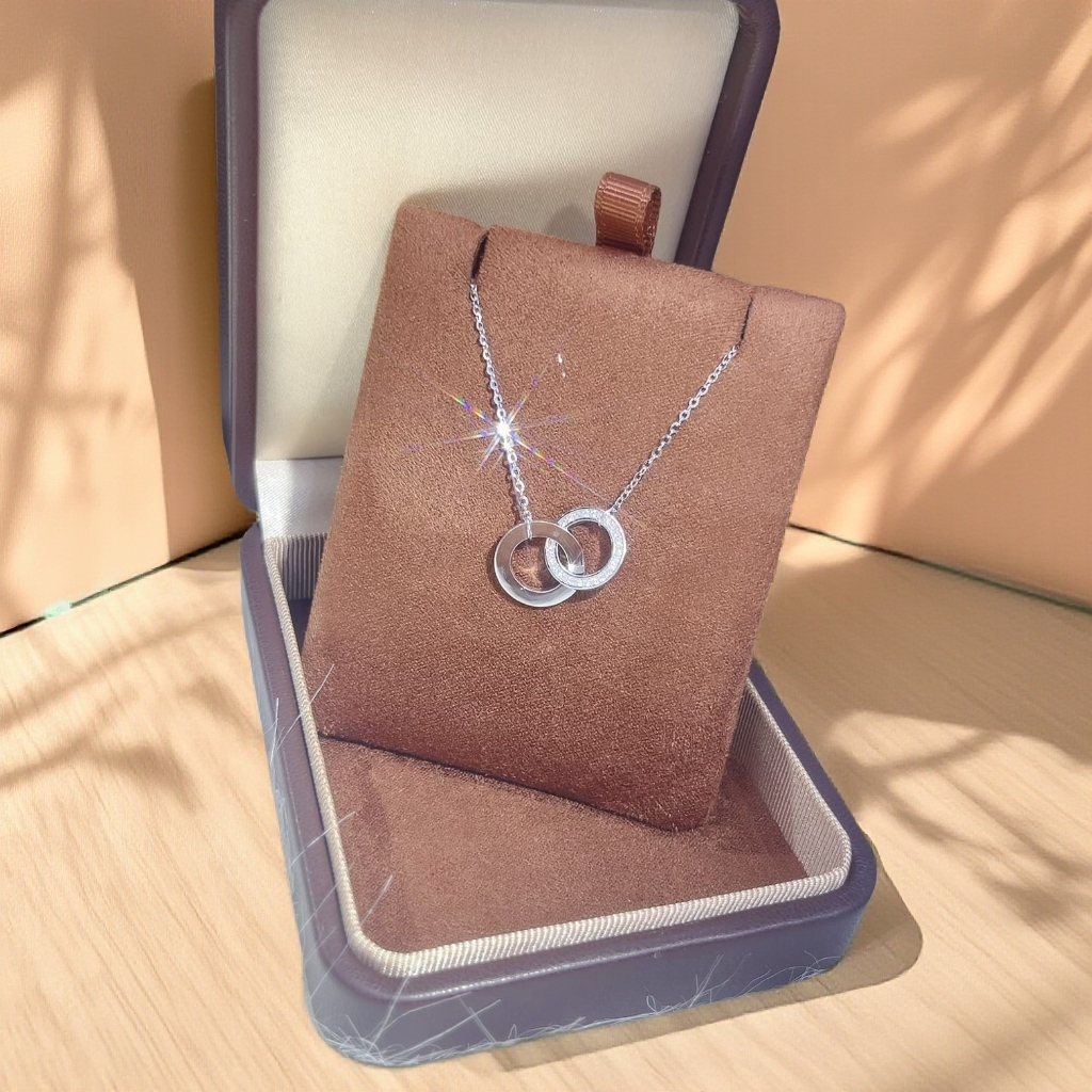 2025年新款铂金Pt950镶嵌莫桑卡家双环套链时尚精致优雅款