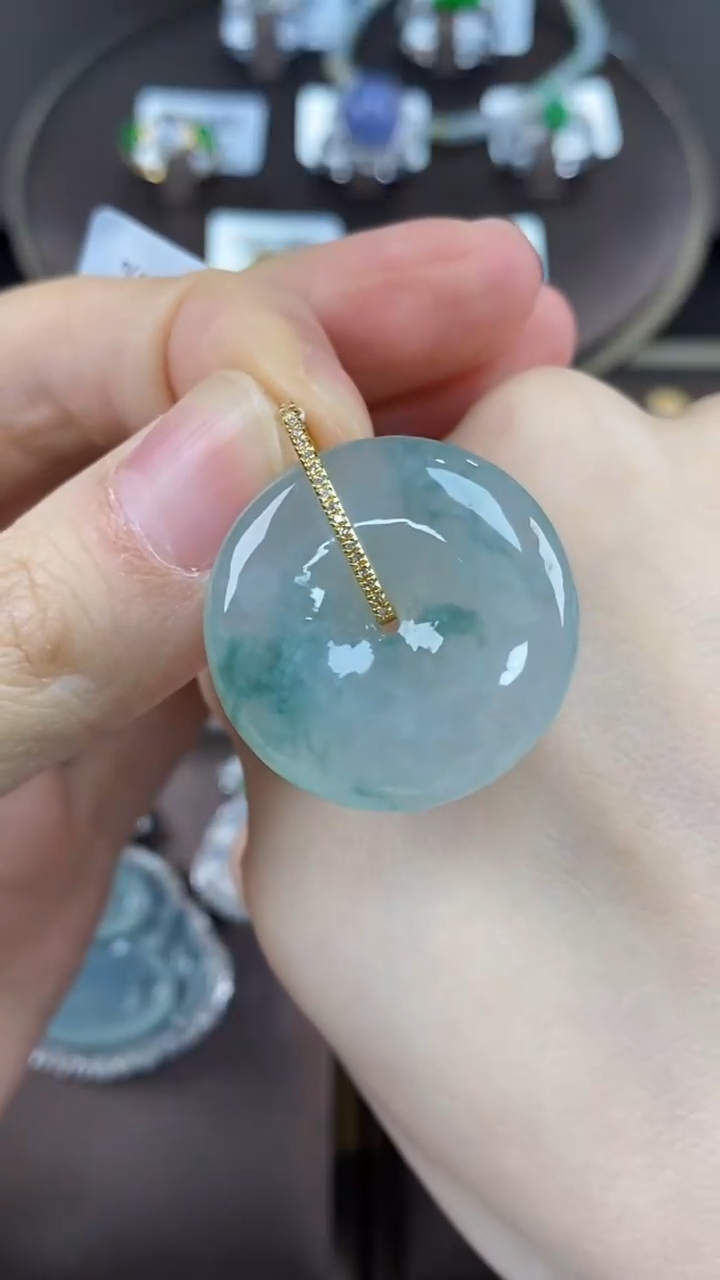 【闪购商品】翡翠吊坠(不含链)18K金镶嵌翡翠平安扣