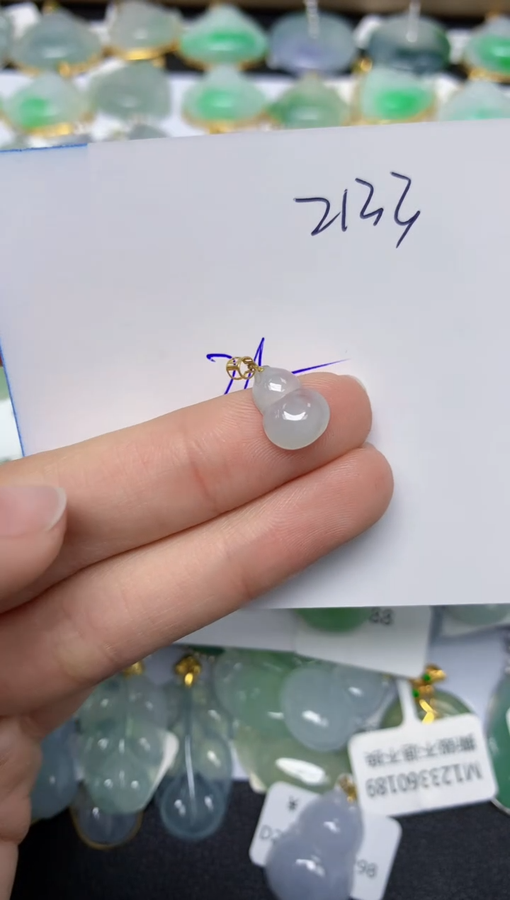 【闪购商品】翡翠颈饰18K金镶嵌天然翡翠A货