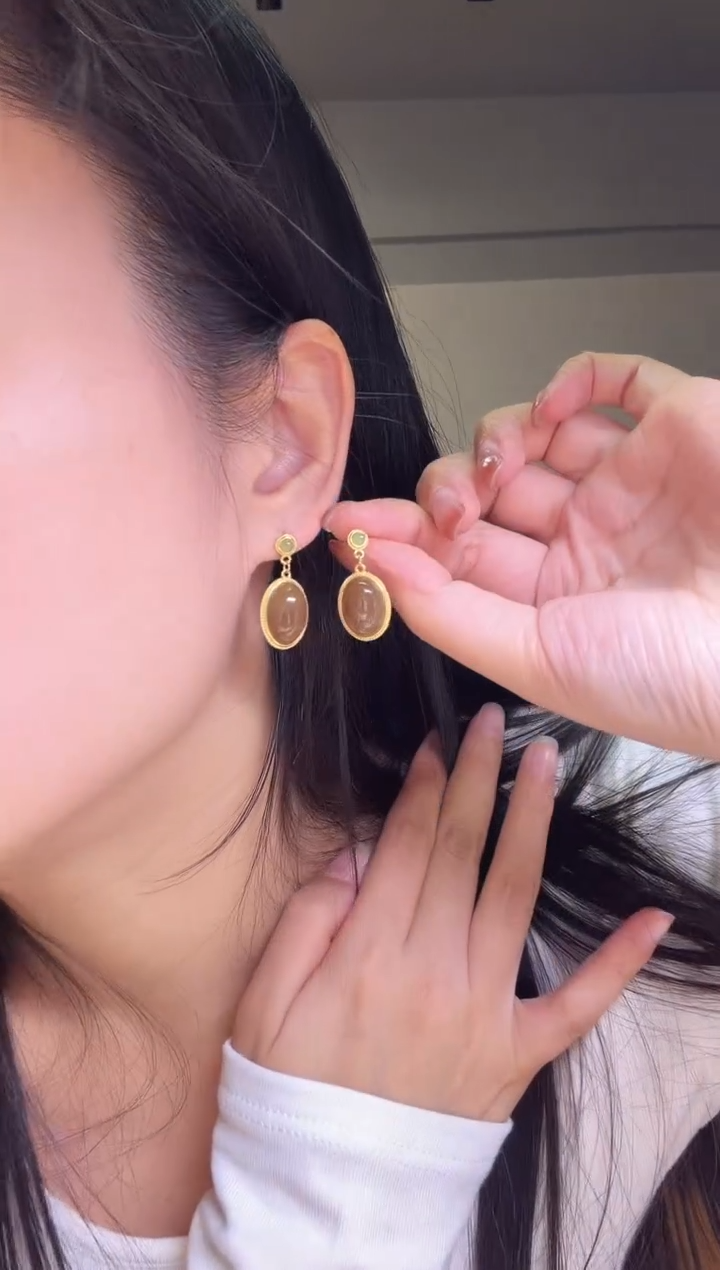 水晶摆件未镶嵌耳钉