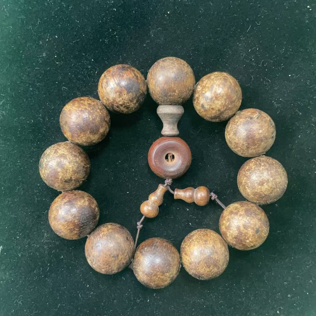 B146越南留疤文玩手串20mm