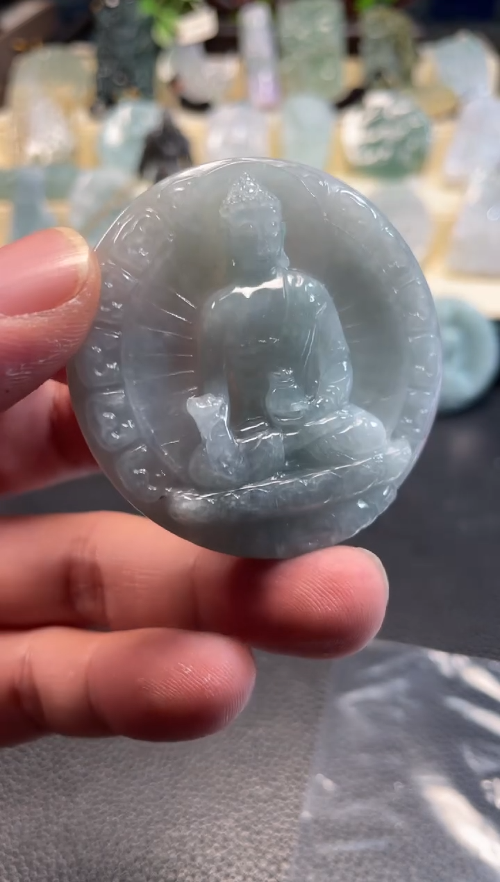 颈饰未镶嵌翡翠少*12/13/041