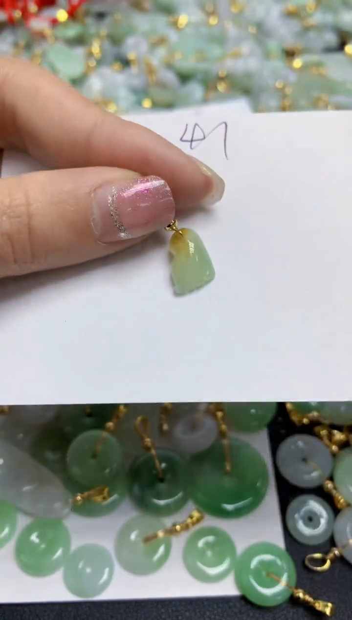 【闪购商品】翡翠颈饰合金天然翡翠A货