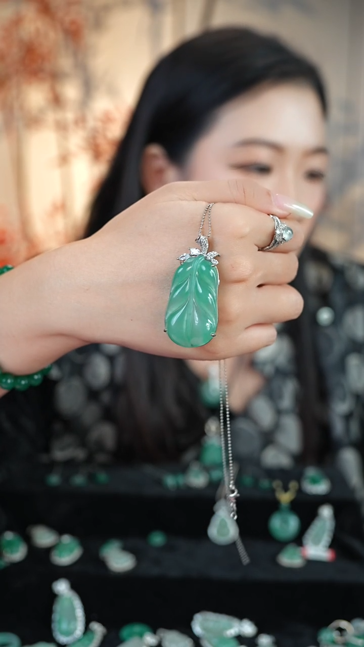 合金石英质玉（非洲翠）珠宝奇石大叶子