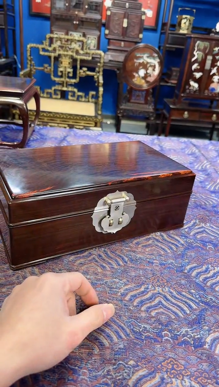 【闪购商品】红酸枝木类成套家具首饰盒