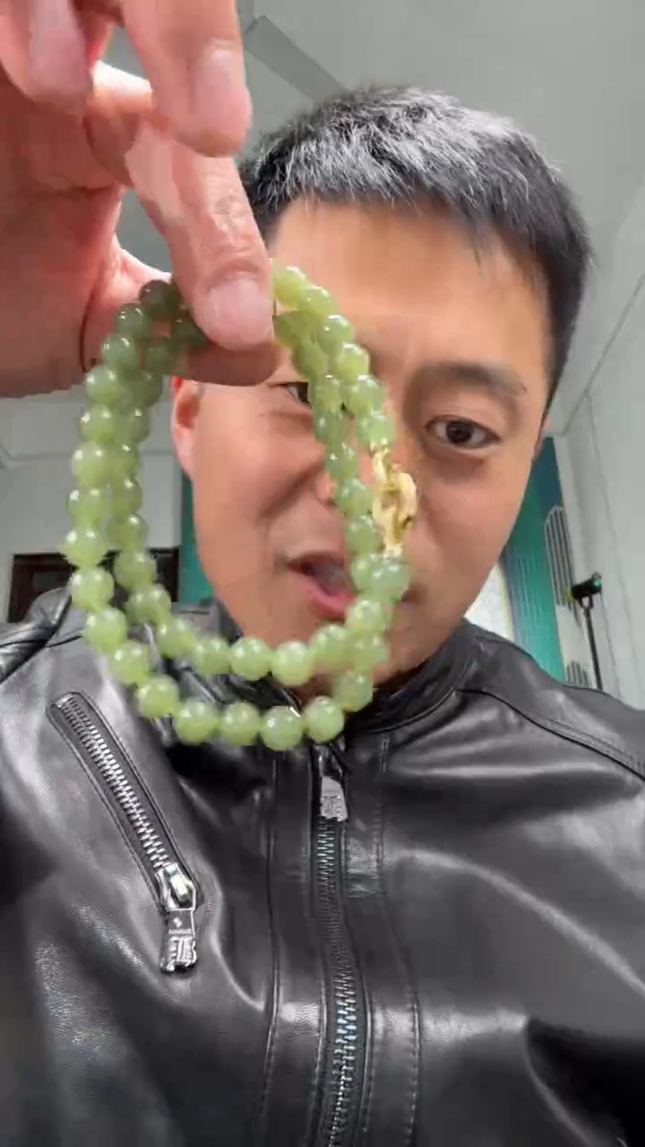 颈饰未镶嵌和田玉项链