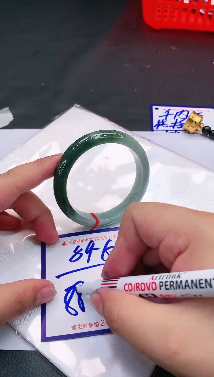 【闪购商品】翡翠未镶嵌手镯1111111111