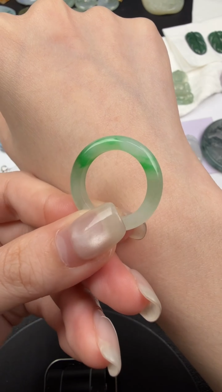 未镶嵌戒圈翡翠翡翠饰品-181