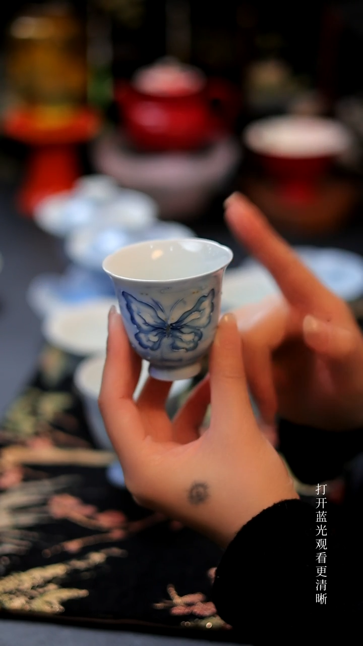 哈哈哈哈哈哈哈哈哈-小杯