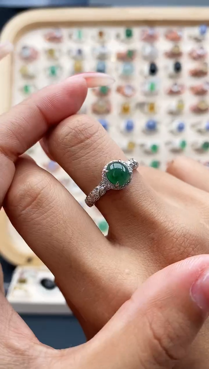 【闪购商品】翡翠戒指银S925镶嵌缅甸天然A货翡翠111   2+4