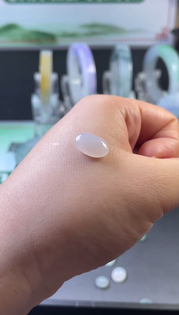 翡翠散珠未镶嵌翡翠蛋面