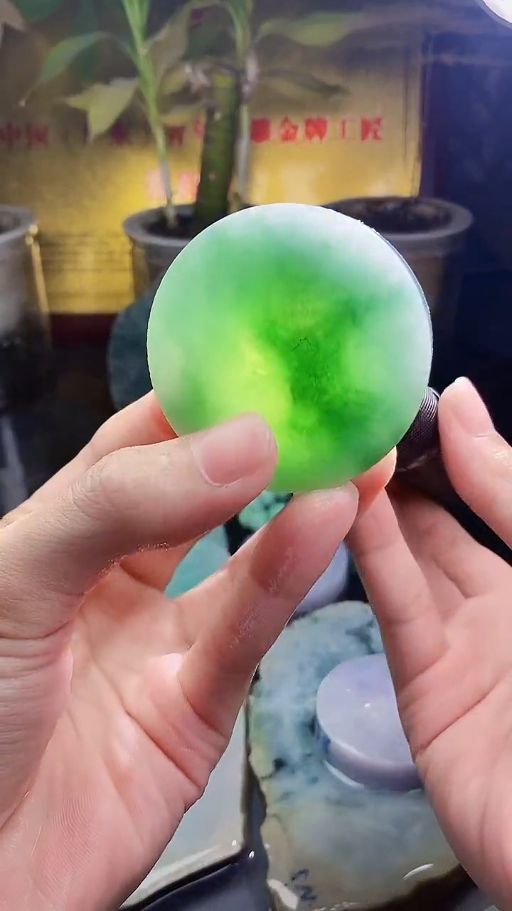 未镶嵌挂件翡翠小雨56