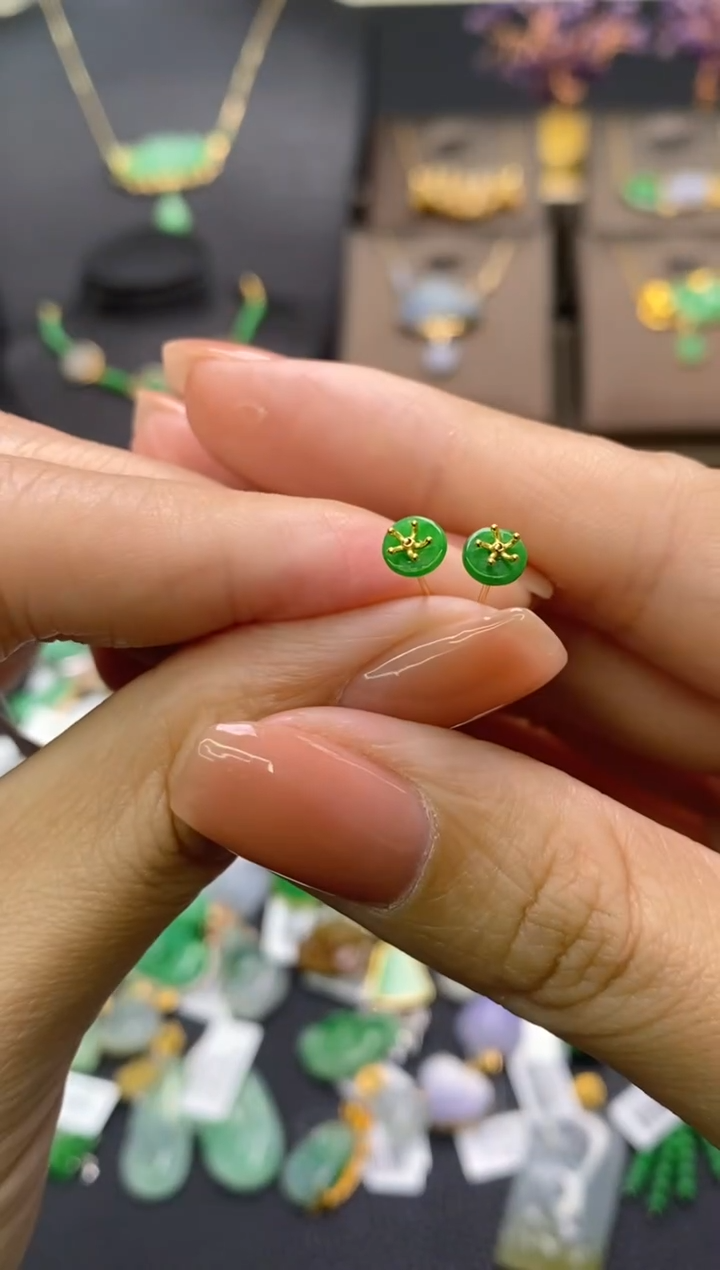 【闪购商品】翡翠18K金镶嵌颈饰净货17349