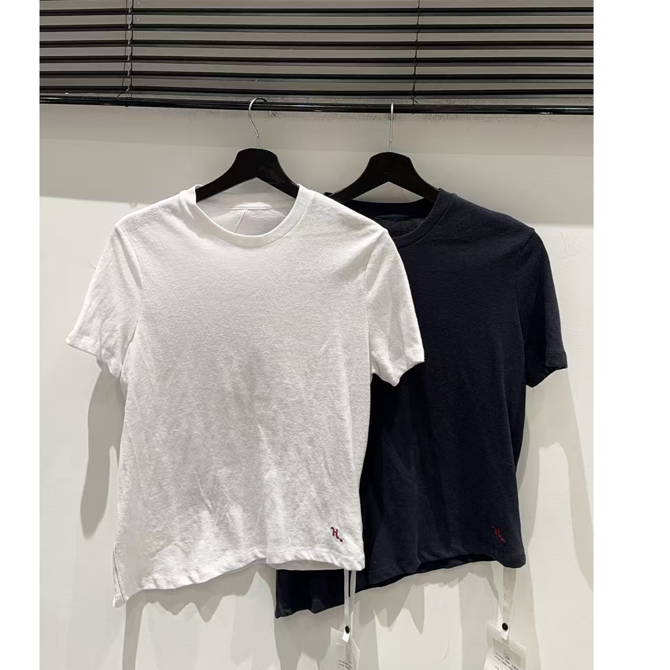 秋冬新款厂家样板清货女士短袖 65