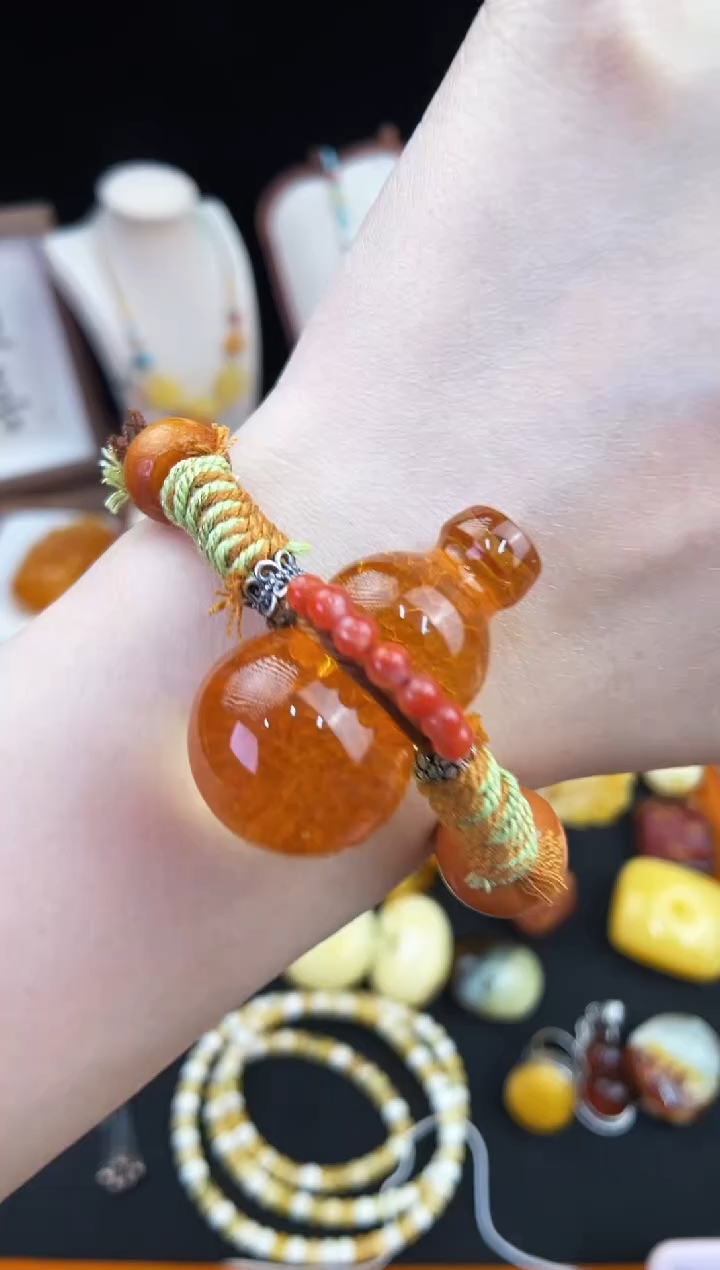 琥珀未镶嵌珠宝奇石柒月